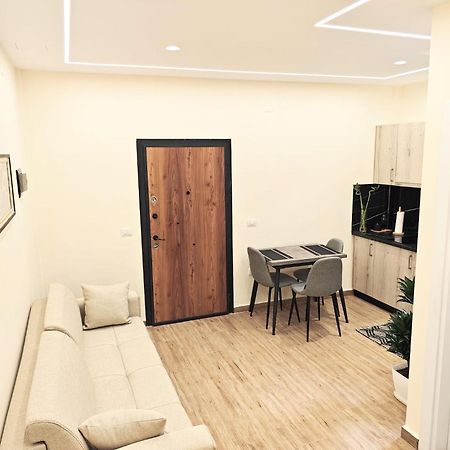 New Apartment Close To Sea And Downtown Vlore Ngoại thất bức ảnh