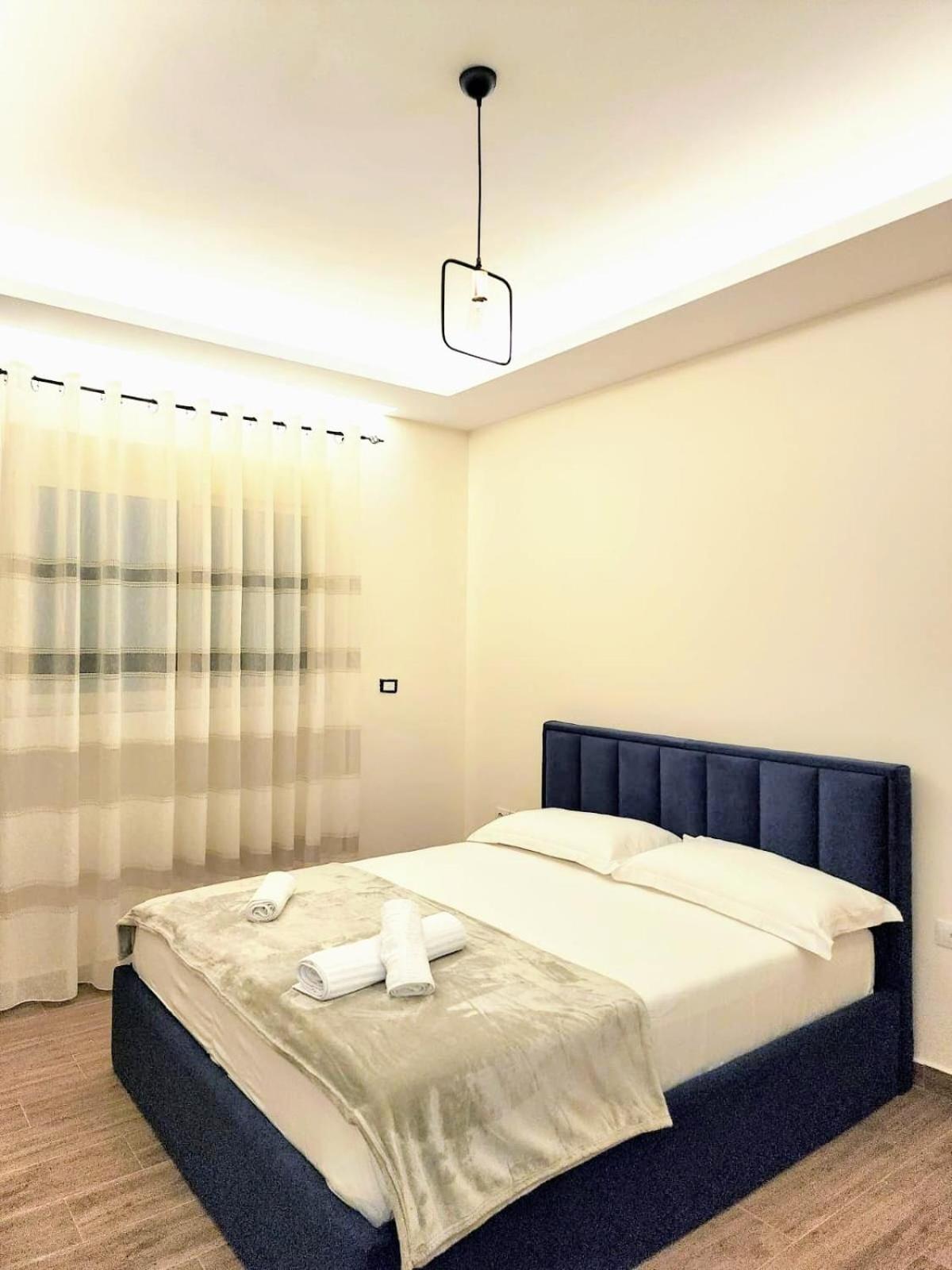 New Apartment Close To Sea And Downtown Vlore Ngoại thất bức ảnh