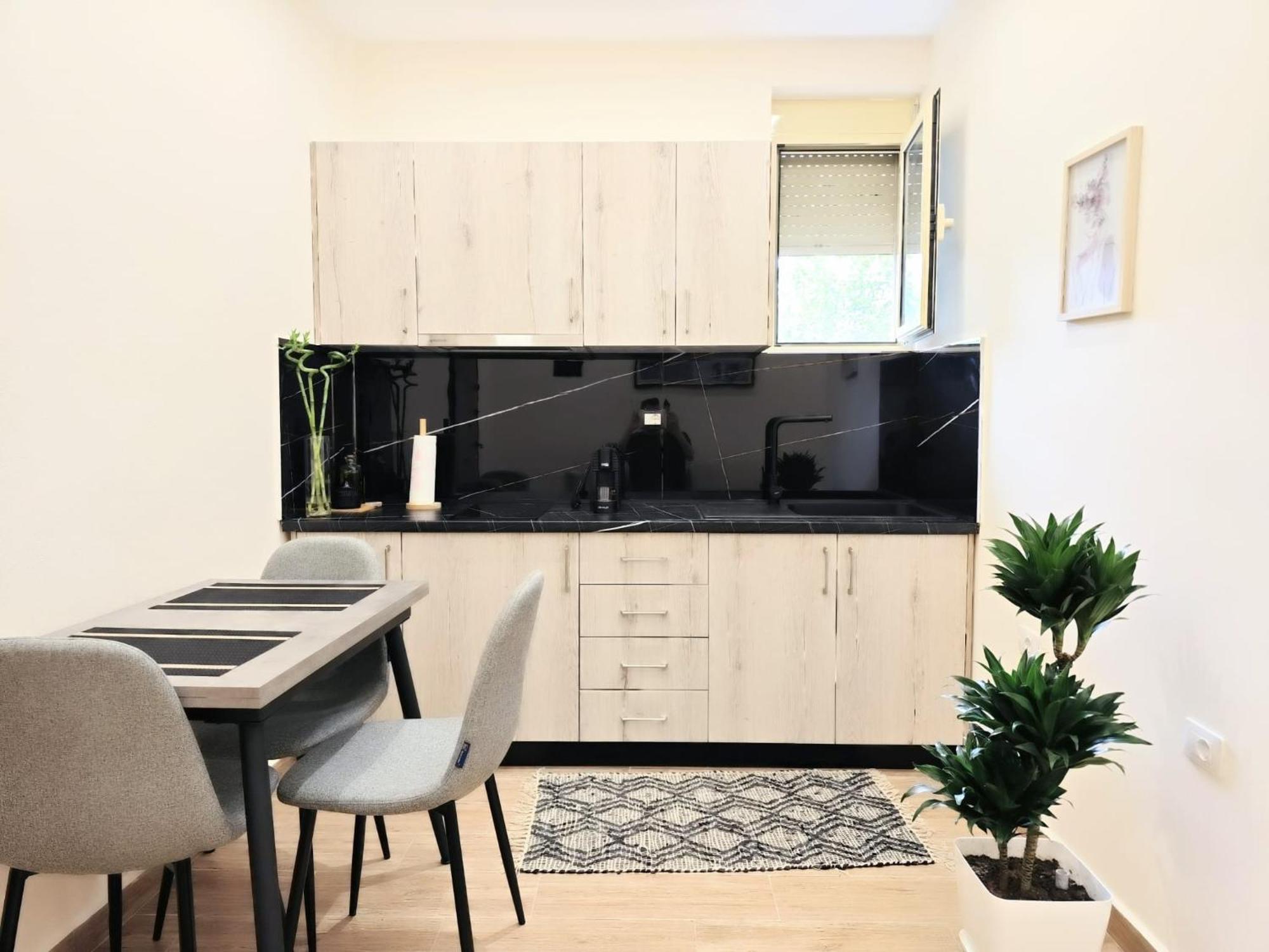 New Apartment Close To Sea And Downtown Vlore Ngoại thất bức ảnh